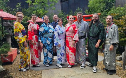 Japonia-z-DiscoverAsia-kimono w Kioto.jpg